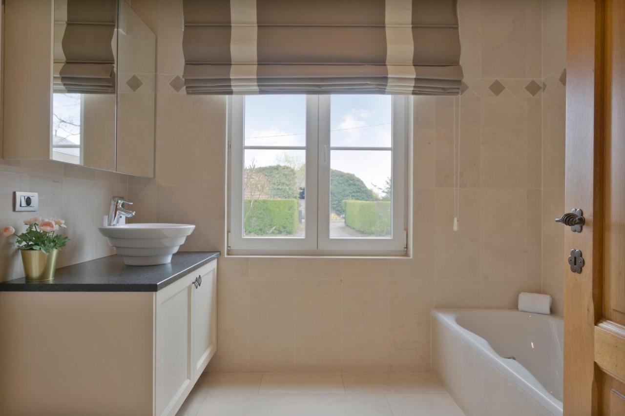 Family House With A Beautiful View In Damme Villa *
